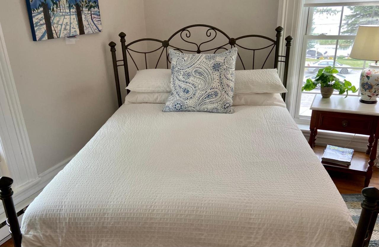 The Cove Inn Westport Экстерьер фото